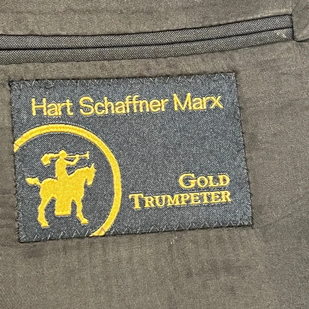 Hart Schaffner Marx Gold Trumpeter Navy Blue 2-Button Blazer Mens 40R USA *Flaw